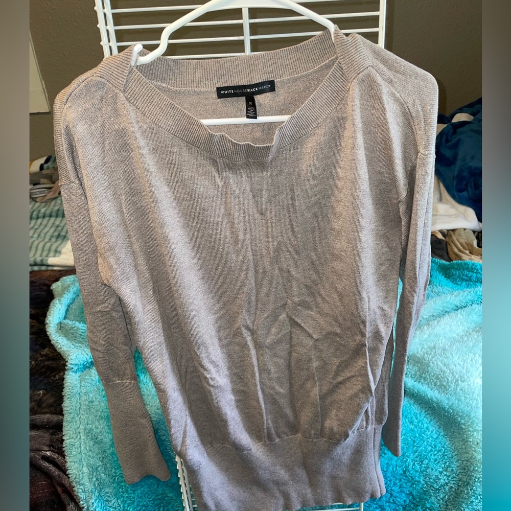 White Houseblackmarket women’s sweater